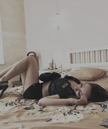 💕 У меня есть множество услуг, чтобы удовлетворить даже самые скрытые фантазии. 😉 Будь то классический массаж, ролевые игры или эксперименты в постели - я открыта для всего нового и интересного! 🌟 Озабоченный взгляд мужчины, который нашел удовлетворение со мной, говорит сам за себя. Я гарантирую полную конфиденциальность и безопасность. Откройся новым ощущениям со мной! 😘 Фотографии настоящие и проверены. Жду тебя в Москве, дорогой! 🌹 Вика